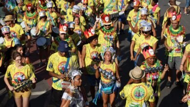 Bloco Loucos pela Vida desfila sua alegria em São Domingos – Prefeitura Municipal de Niterói