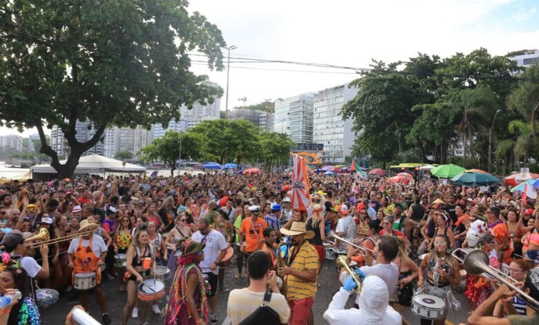 Blocos e carnavais de bairro animam as ruas da cidade – Prefeitura Municipal de Niterói