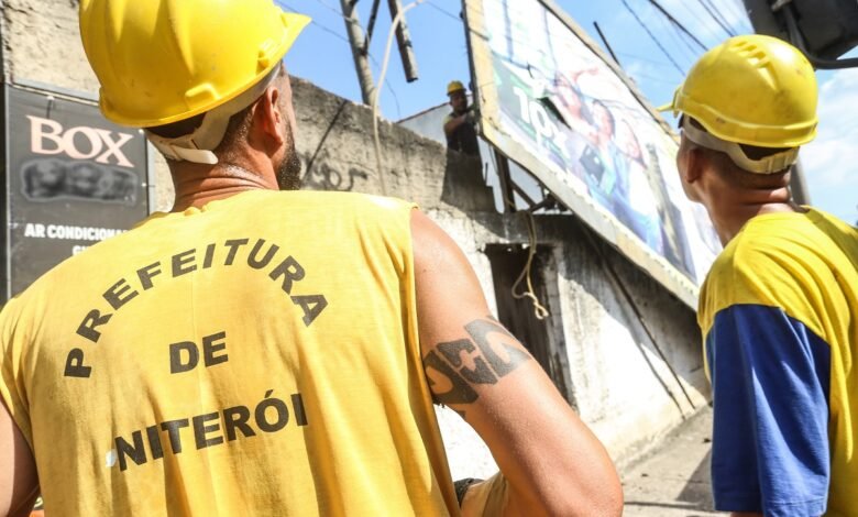 Prefeitura de Niterói avança no programa Poluição Visual Zero e remove outdoors irregulares na Região Oceânica