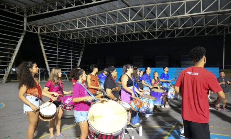 UFFolia ocupa as ruas de São Domingos no domingo pós carnaval, dia 9 de março – Prefeitura Municipal de Niterói