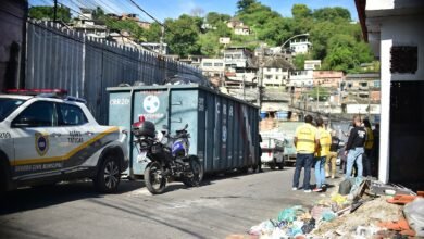 Agentes da Prefeitura de Niterói e da Polícia Civil fiscalizam ferros-velhos na Zona Norte – Prefeitura Municipal de Niterói