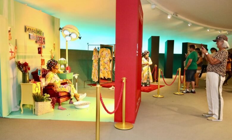 Exposição de Paulo Gustavo emociona e diverte o público no MAC – Prefeitura Municipal de Niterói