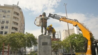 Obra na Praça reposiciona estátua de Arariboia para frente das águas da Baía de Guanabara e resgata conexão histórica