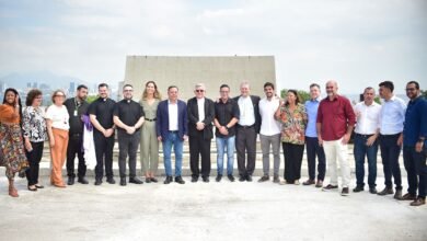 Prefeito Rodrigo Neves participa de missa em ação de graças pelas obras da nova Catedral – Prefeitura Municipal de Niterói