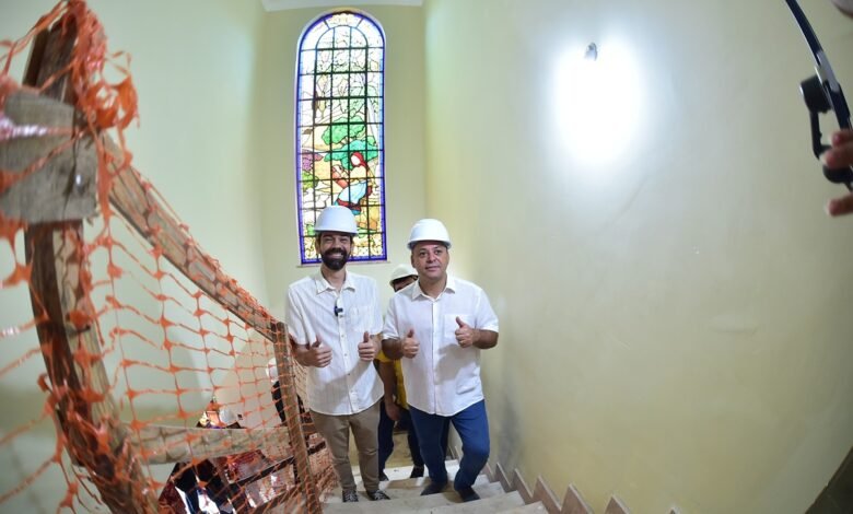 Prefeito Rodrigo Neves visita obra do Centro Cultural Cauby Peixoto – Prefeitura Municipal de Niterói