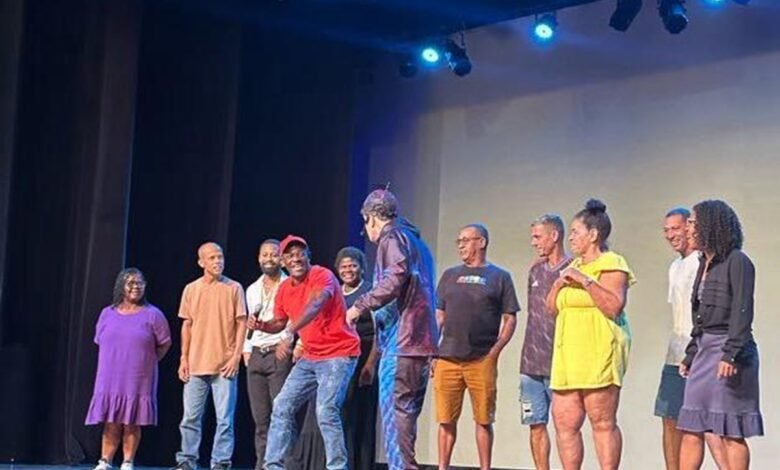 Garis da Clin recebem homenagem com humor de Sérgio Mallandro e Paulinho Serra – Prefeitura Municipal de Niterói