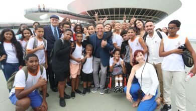 Prefeito Rodrigo Neves recebe ex-senador autor da Lei da Renda Básica da Cidadania – Prefeitura Municipal de Niterói