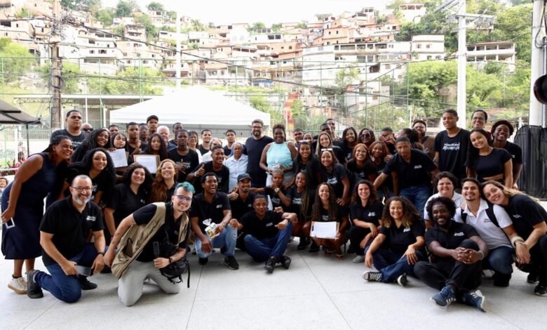 Território da Juventude encerra primeira turma com 50 jovens no Complexo do Viradouro – Prefeitura Municipal de Niterói