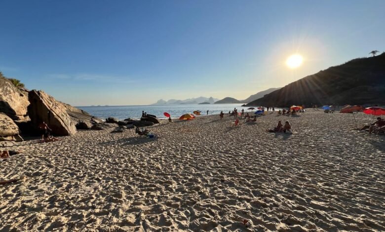 Praia do Sossego é indicada pela quinta vez ao Prêmio Bandeira Azul   – Prefeitura Municipal de Niterói