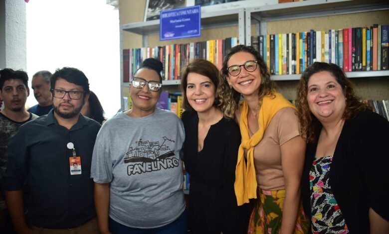 Centro de Convivência e Cultura Dona Ivone Lara ganha biblioteca do Favelivros – Prefeitura Municipal de Niterói