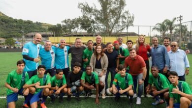 Prefeito de Niterói entrega obras do Campo do Salinas, em Jurujuba – Prefeitura Municipal de Niterói