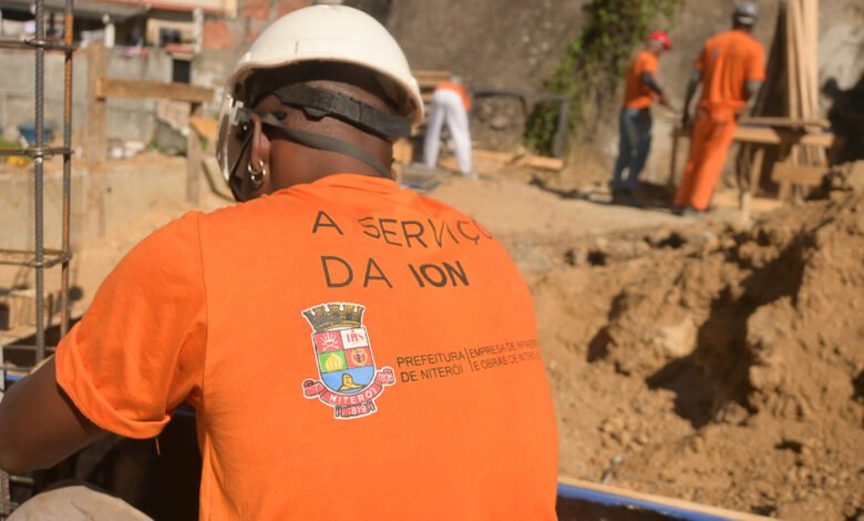 Quase 11 mil candidatos participam do concurso da Empresa de Infraestrutura e Obras de Niterói (ION)  – Prefeitura Municipal de Niterói