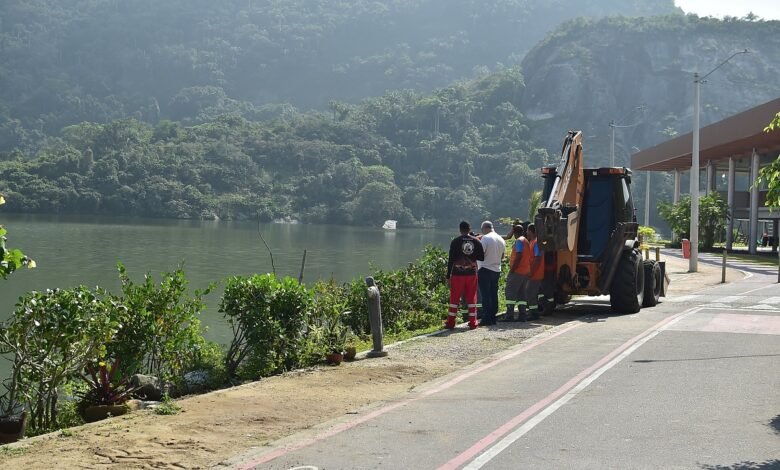 Prefeitura de Niterói remove deck irregular na Lagoa de Piratininga – Prefeitura Municipal de Niterói