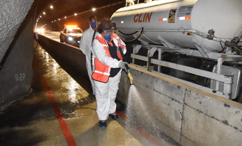 Clin realiza serviço de limpeza no Túnel Charitas-Cafubá – Prefeitura Municipal de Niterói