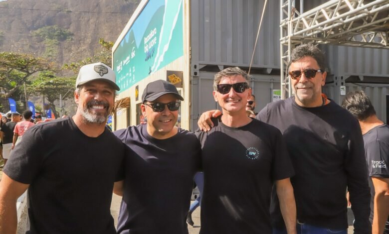 Prefeito Rodrigo Neves acompanha Itacoatiara Big Wave 2025 – Prefeitura Municipal de Niterói