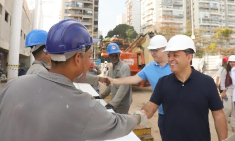 Prefeito vistoria obras do Parque Poliesportivo da Concha Acústica  – Prefeitura Municipal de Niterói