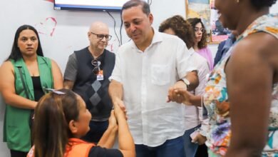 Prefeito Rodrigo Neves visita a Policlínica Regional do Largo da Batalha – Prefeitura Municipal de Niterói
