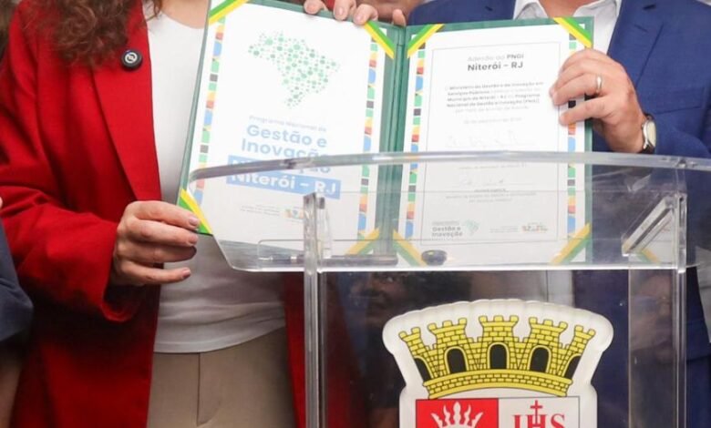 Prefeitura de Niterói e Governo Federal assinam acordo para regularizar moradias na Comunidade da Ciclovia de Piratininga