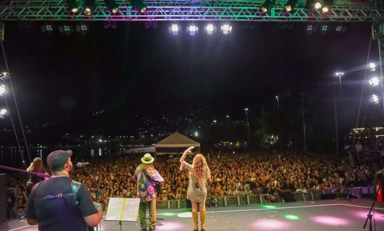 Elba Ramalho e Geraldo Azevedo emocionam o público na Praia de São Francisco – Prefeitura Municipal de Niterói