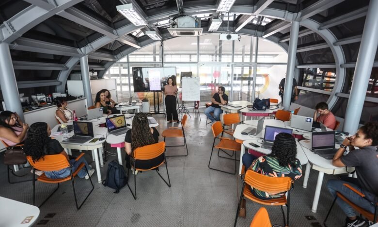 Prefeitura de Niterói realiza oficina sobre direitos digitais na PUD da Engenhoca – Prefeitura Municipal de Niterói