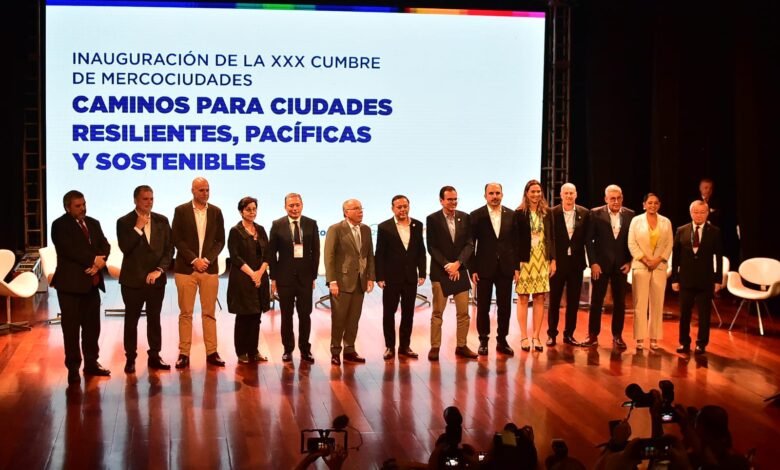 “Não há contradição entre combater o crime organizado e planejar estratégias e ações coordenadas para prevenir a violência”, afirma prefeito Rodrigo Neves, na abertura da Cúpula de Mercocidades