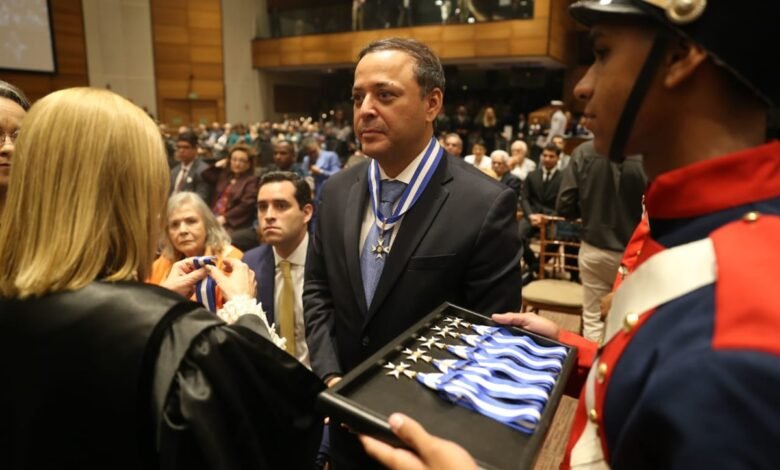 Prefeito de Niterói, Rodrigo Neves, é homenageado pelo TJ-RJ no Dia da Justiça – Prefeitura Municipal de Niterói