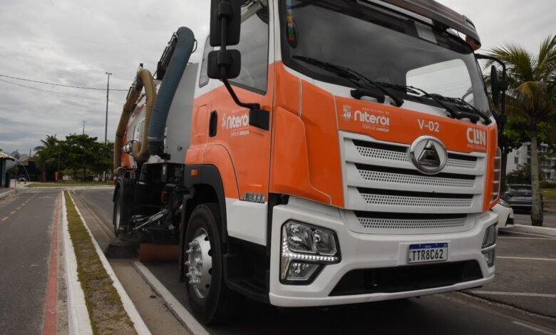 Varredeiras mecanizadas aumentam produtividade da limpeza urbana de Niterói – Prefeitura Municipal de Niterói