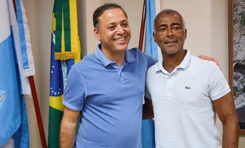 Prefeito de Niterói, Rodrigo Neves, recebe senador Romário – Prefeitura Municipal de Niterói