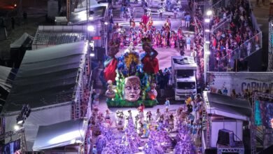 Luz, samba e emoção marcam segundo dia do Carnaval de Niterói – Prefeitura Municipal de Niterói