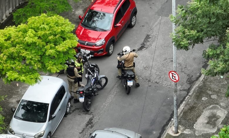 Monitoramento com drones da Prefeitura coíbe ação de flanelinhas durante concentração da Sinfônica Ambulante