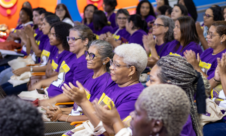 Niterói lança projeto para capacitar mulheres e jovens em empreendedorismo, tecnologia e games no Complexo do Viradouro 