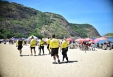 Operação Verão remove centenas de equipamentos irregulares e reforça ordenamento nas praias de Niterói – Prefeitura Municipal de Niterói
