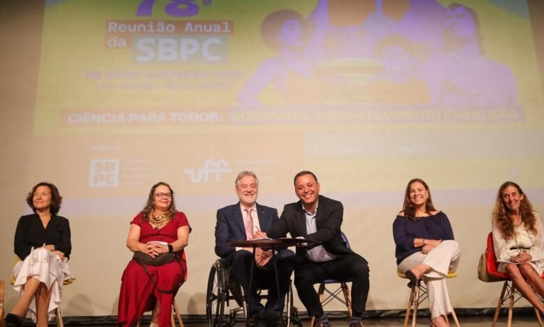 Prefeito Rodrigo Neves participa do lançamento da 78ª Reunião Anual da SBPC, em Niterói – Prefeitura Municipal de Niterói