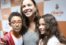 Prefeitura de Niterói entrega primeiras Carteiras de Identificação da Pessoa com Transtorno do Espectro Autista (CIPTEA)