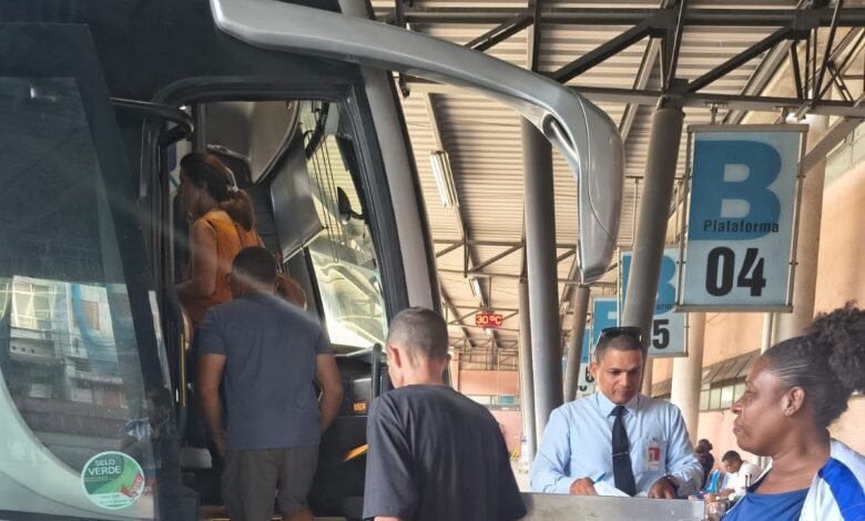 Prefeitura de Niterói já realizou 300 recambiamentos em seis meses e reforça política de reintegração social