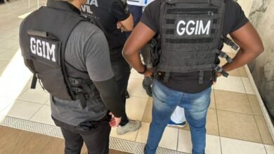 Prefeitura realiza Operação Pharmakon e interdita salão de beleza por procedimentos clandestinos no Badu – Prefeitura Municipal de Niterói