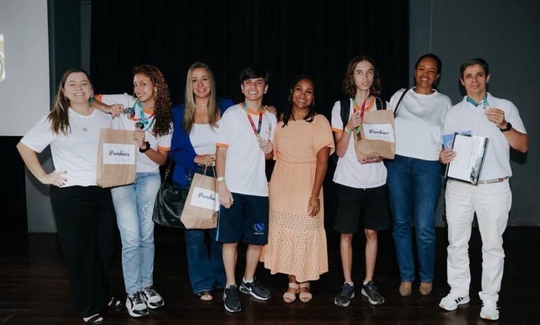 Alunos da rede municipal de Niterói conquistam medalhas na 20ª Olimpíada Brasileira de Matemática das Escolas Públicas