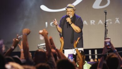 Jorge Aragão anima a tradicional Festa do Trabalhador em Santa Bárbara – Prefeitura Municipal de Niterói