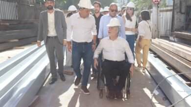Prefeito Rodrigo Neves e reitor da UFF vistoriam obras do Novo Cinema Icaraí; entrega está prevista para o segundo semestre de 2026