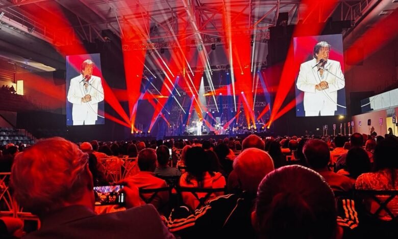 Duas noites de muitas emoções com Roberto Carlos marcam abertura da Arena Niterói – Prefeitura Municipal de Niterói