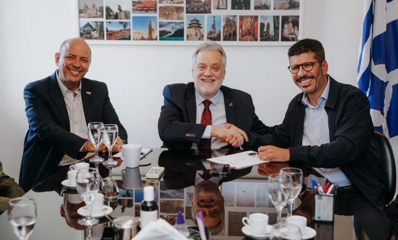 Prefeitura de Niterói e UFF firmam convênio para ampliar programa de alfabetização e fortalecimento das aprendizagens