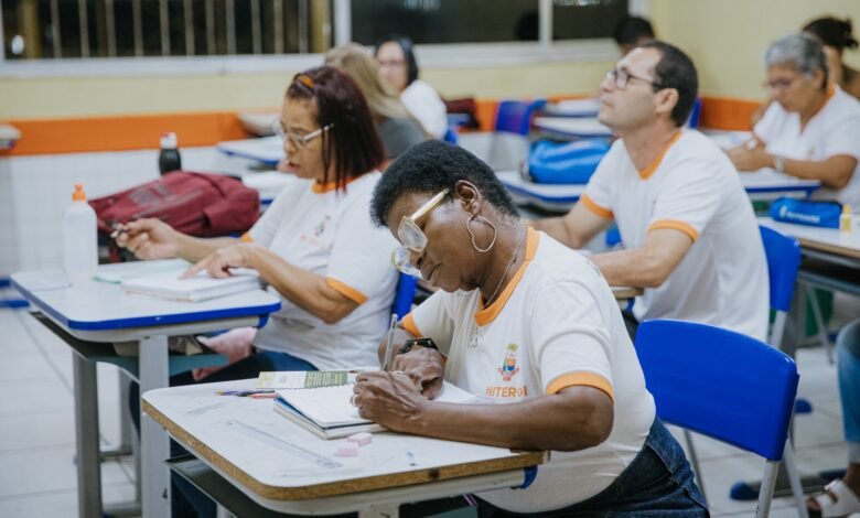 Prefeitura de Niterói abre matrículas para a Educação de Jovens e Adultos – Prefeitura Municipal de Niterói