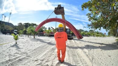 Bomba que vai levar água do mar para a Lagoa de Piratininga chega e começa a ser instalada – Prefeitura Municipal de Niterói