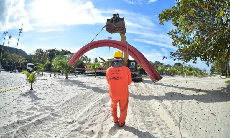 Bomba que vai levar água do mar para a Lagoa de Piratininga chega e começa a ser instalada – Prefeitura Municipal de Niterói